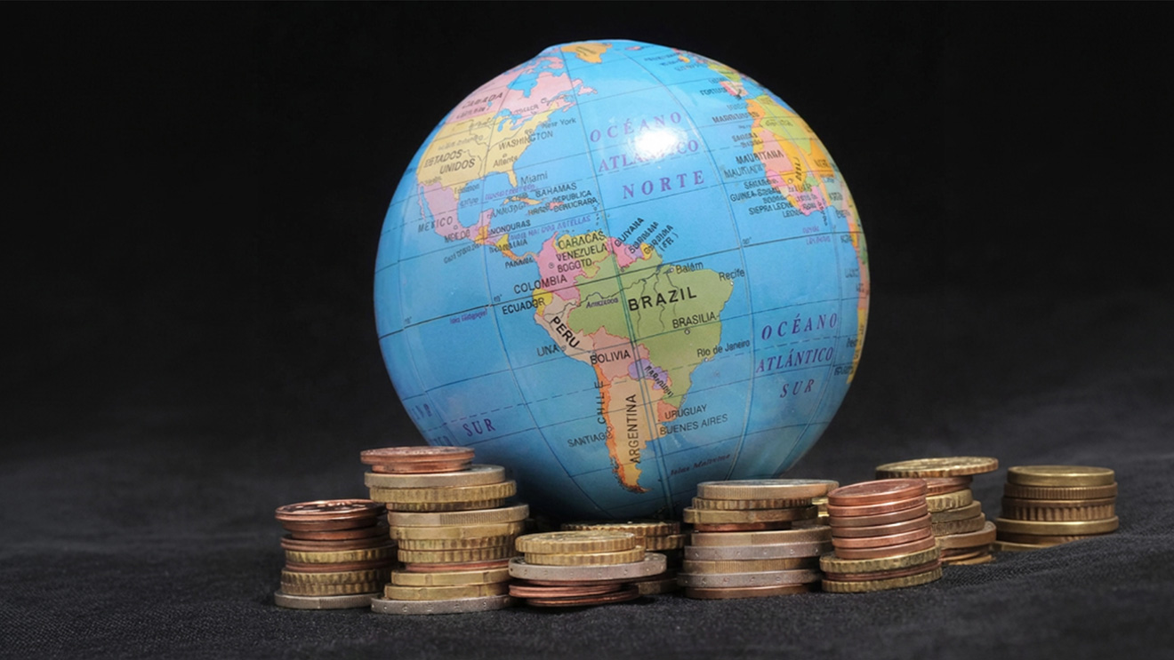 Fiscal expectations and sovereign financing costs: evidence for Latin America