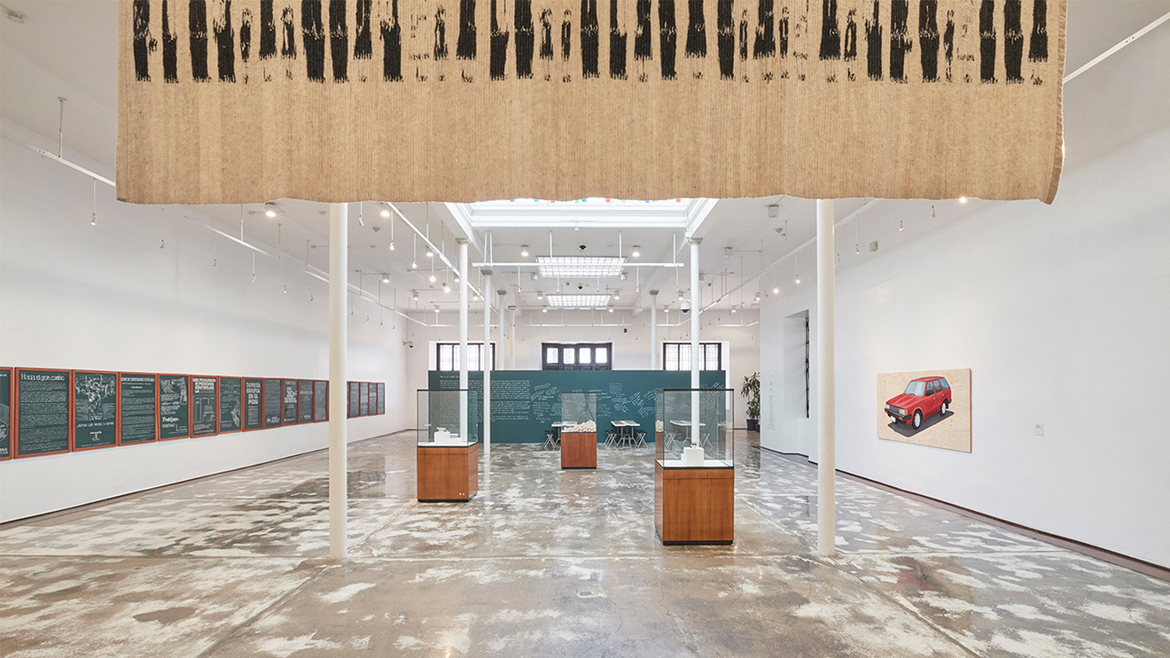 Arte contemporáneo, diálogo y memoria La exposición de Miguel Aguirre en el MUCEN
