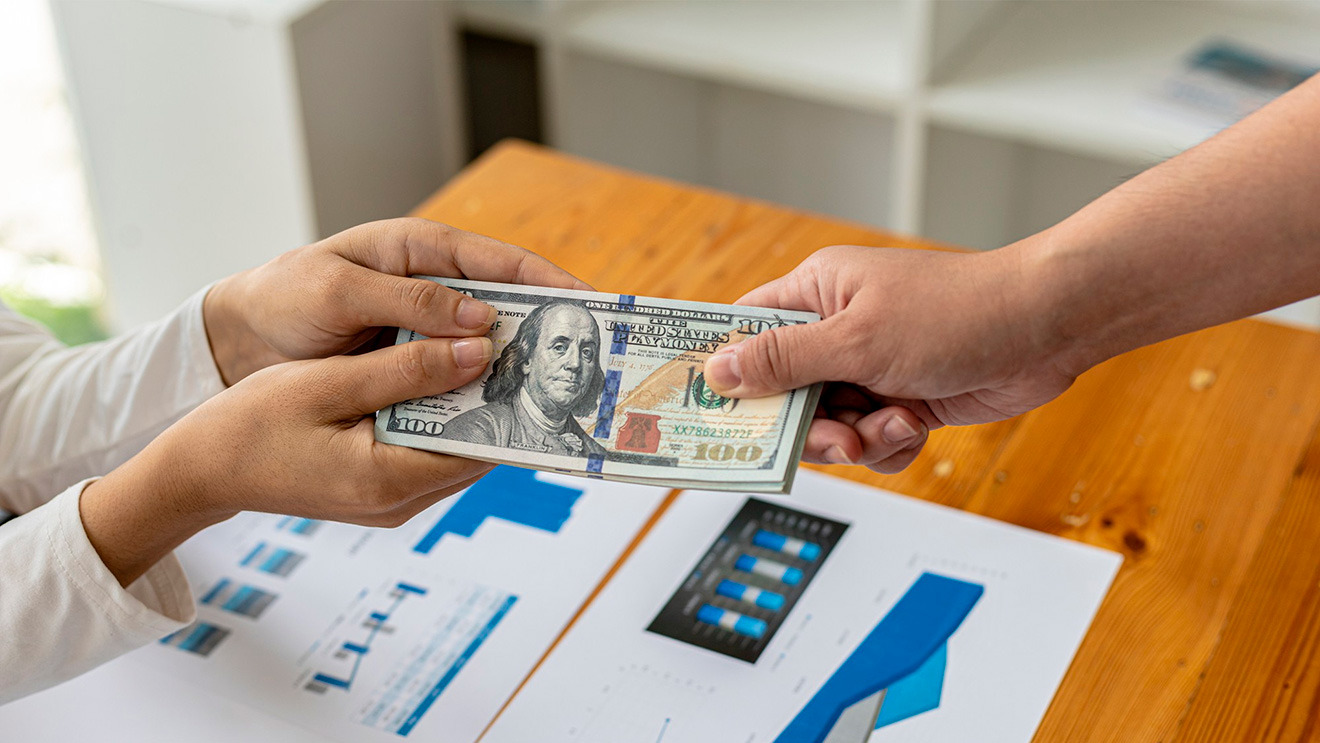 Assessing the impact of credit de-dollarization measures in Peru