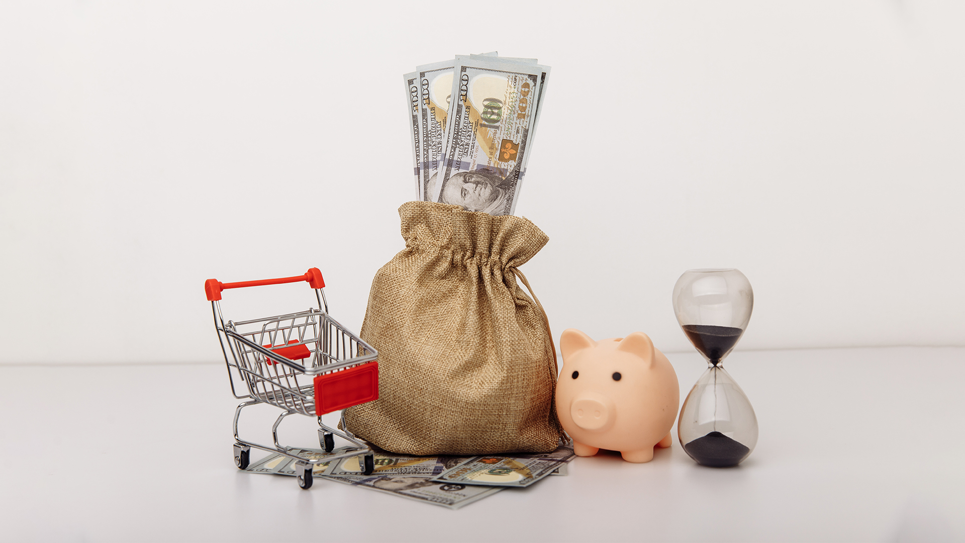 La relación dinero-producto, brecha del producto e...