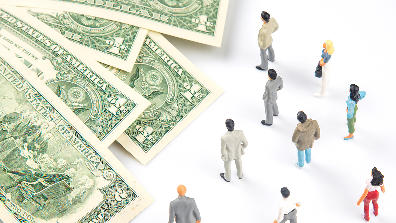 Heterogeneous credit dollarization at the individual level
