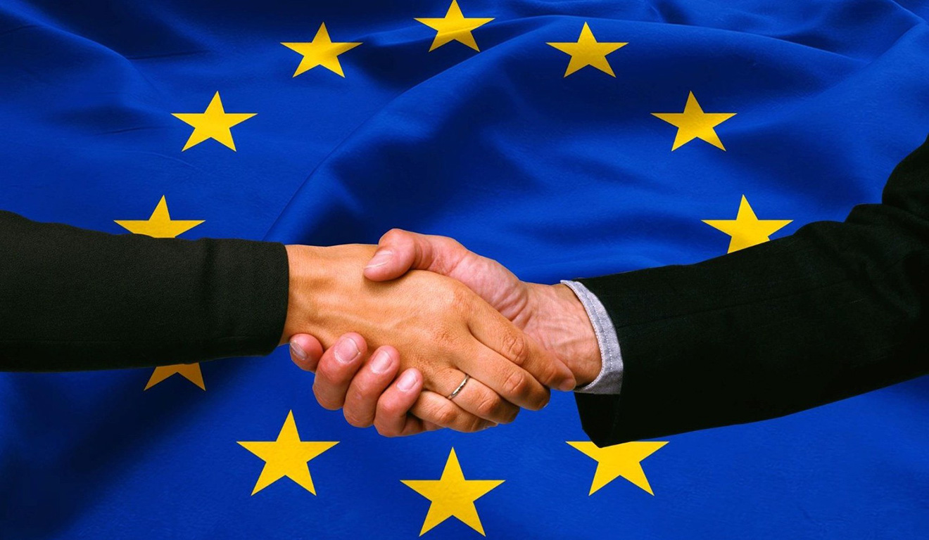 The Eurozone or the Challenges of a Monetary Union