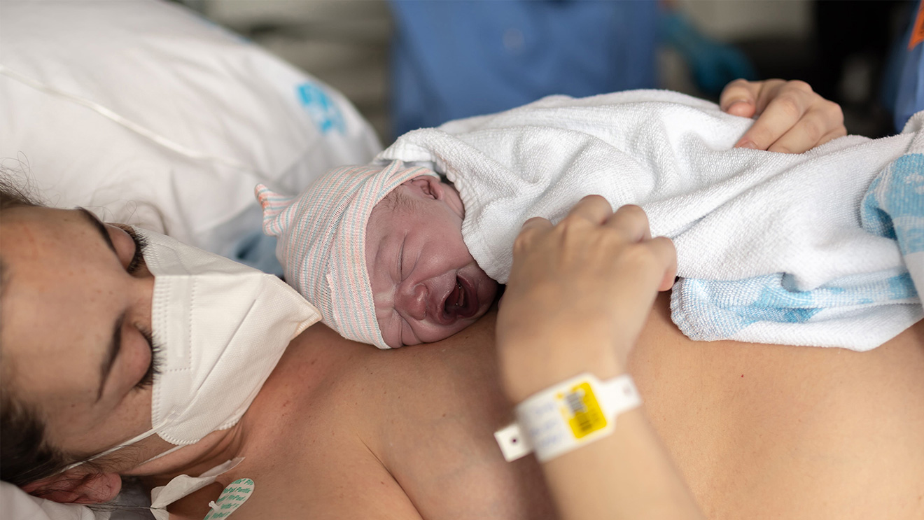 El COVID-19 y los nacimientos en el Perú: ¿cómo afecta la pandemia a las tasas de natalidad y fertilidad?