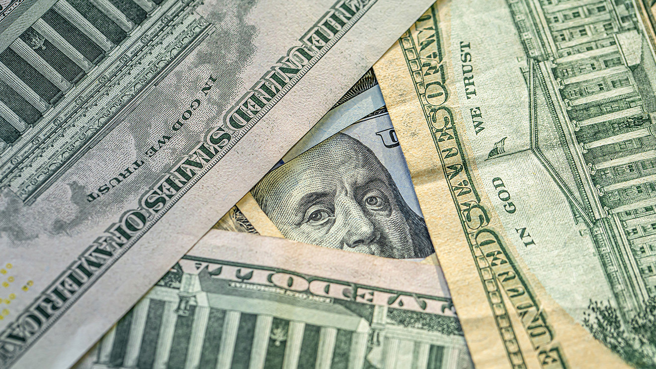 De-dollarizing the Peruvian Economy: A Portfolio Approach