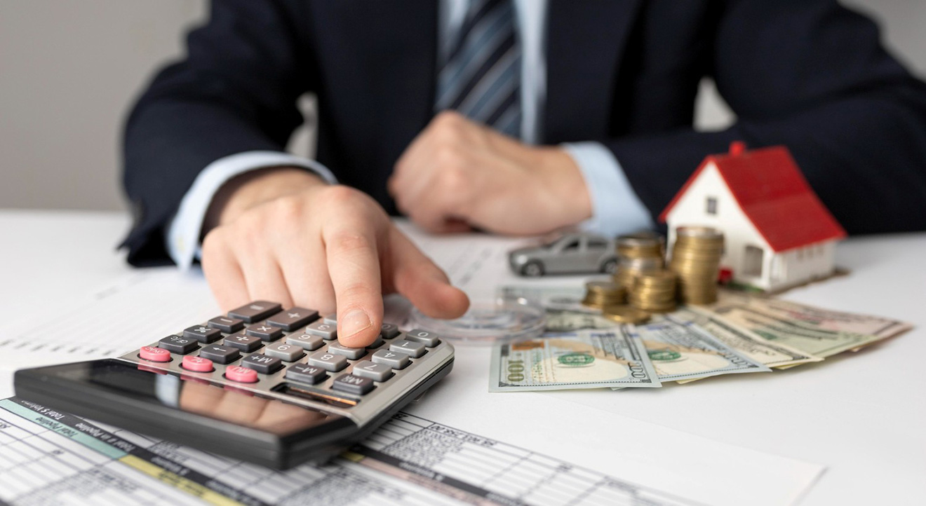 Fricciones financieras y el diferencial de tasas de interés en una economía dolarizada