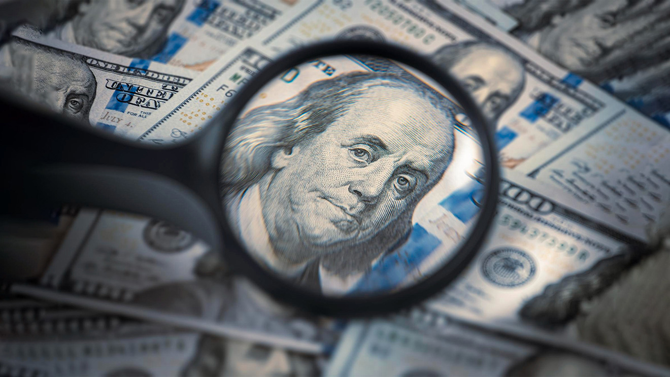 Monetary Policy in a Partially Dollarized Economy