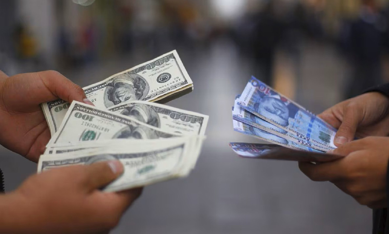 Foreign exchange intervention in Peru: 2007 to 2013