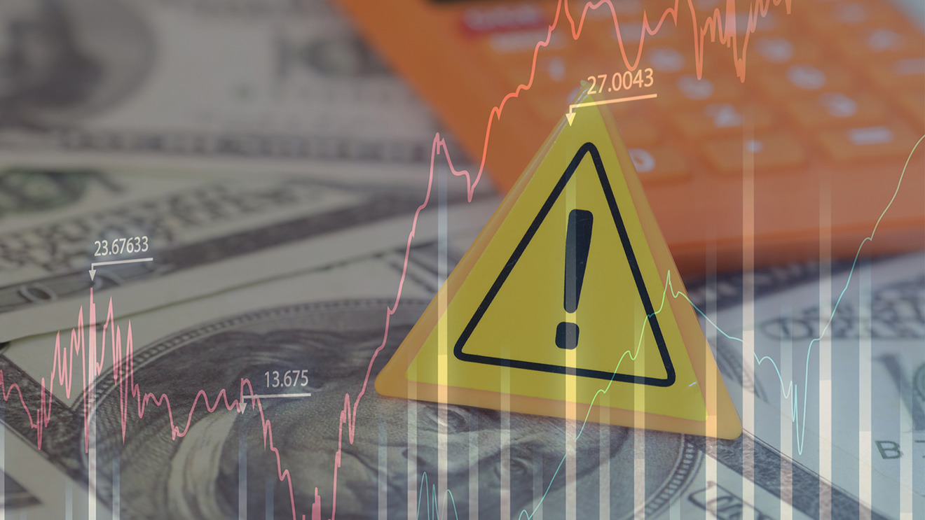 Mercados Secuenciales Incompletos y Suboptimalidad Dinámica en Economías Estocásticas de Generaciones Traslapadas con Producción
