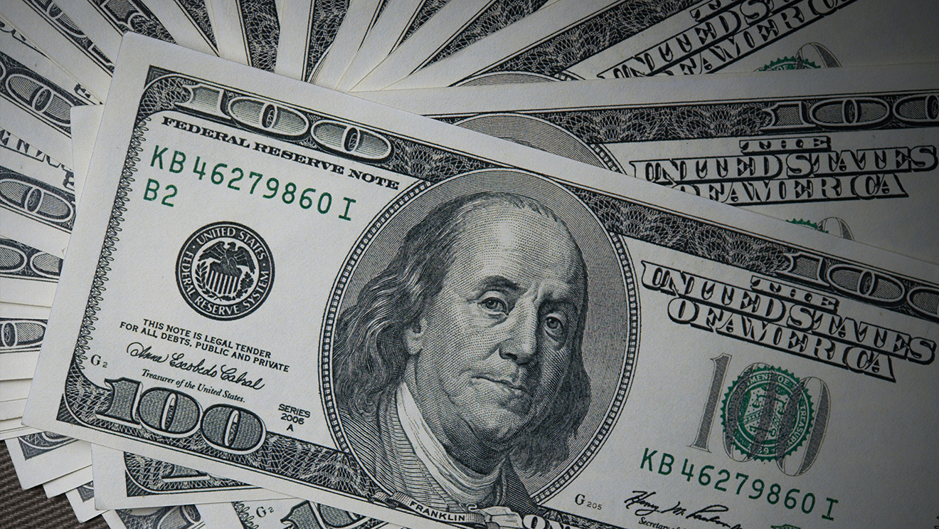 Monetary Policy in the Face of Dollarization